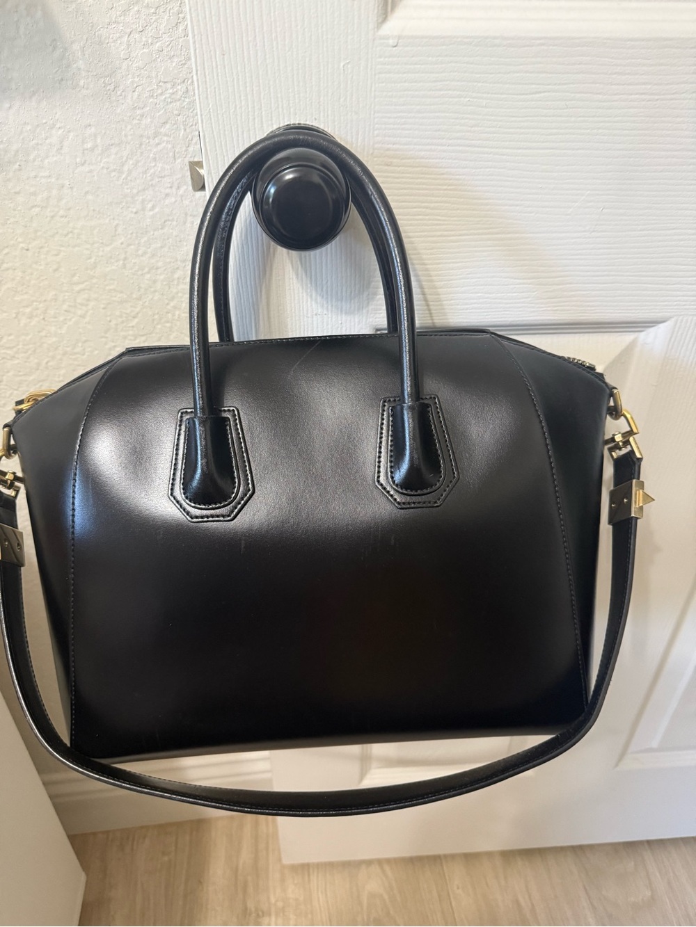 Givenchy Antigona Medium Box Leather Satchel Black Gold Hardware Rare Luxury Bag